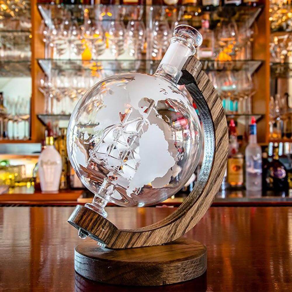 Globe on sale whiskey decanter