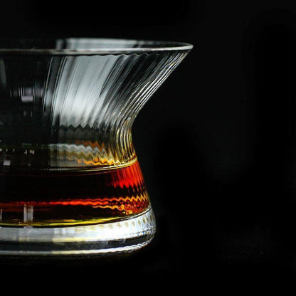 whiskira_neat_glass_spinning_premium_craftmanship_japanese_whisky_whiskey_premium